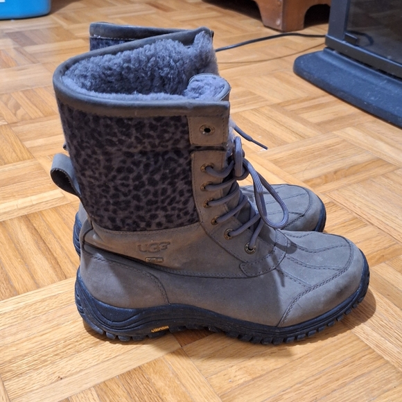 UGG Adirondack Boot II Exotic - Picture 6 of 8